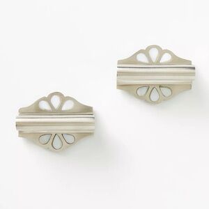 Alba Mother-Of-Pearl Knobs - set of 5